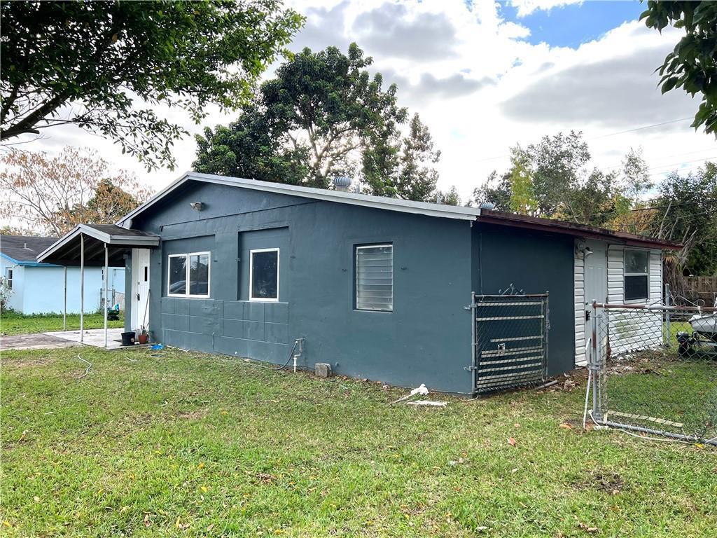 4340 NW 59TH Court, North Lauderdale FL 33319 photo 2