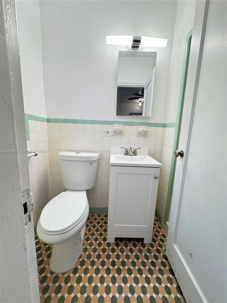 2652 SW 23rd Ave, Miami FL 33133 photo 4