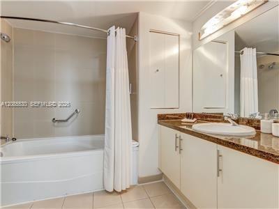 2889 Mcfarlane Rd # 1512, Miami FL 33133 photo 4