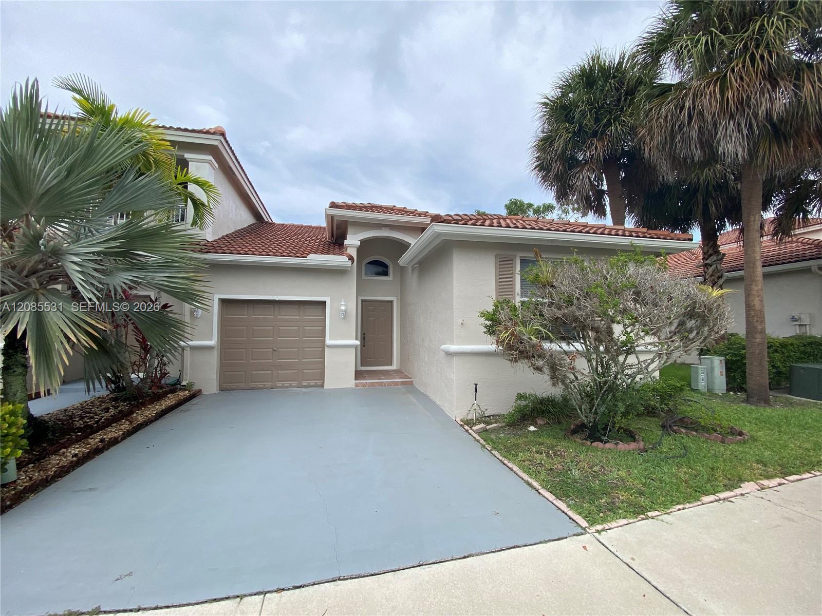 856 NW 132nd Ave, Pembroke Pines FL 33028