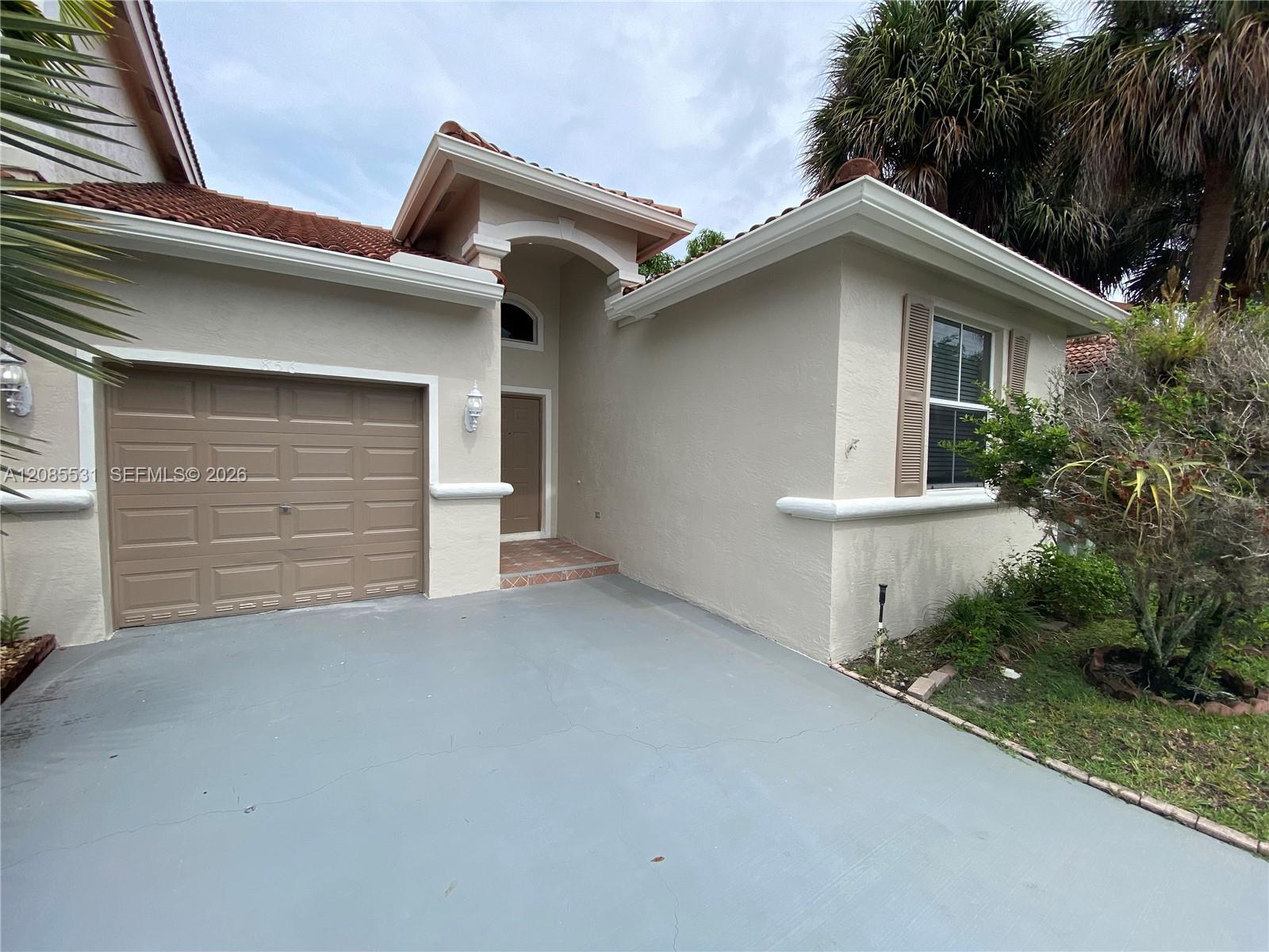 856 NW 132nd Ave, Pembroke Pines FL 33028 photo 4