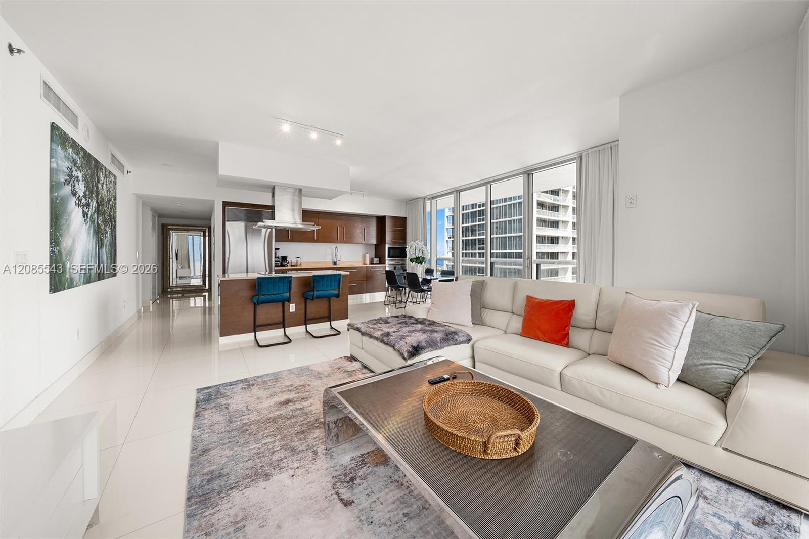 485 Brickell Ave # 4410, Miami FL 33131 photo 2