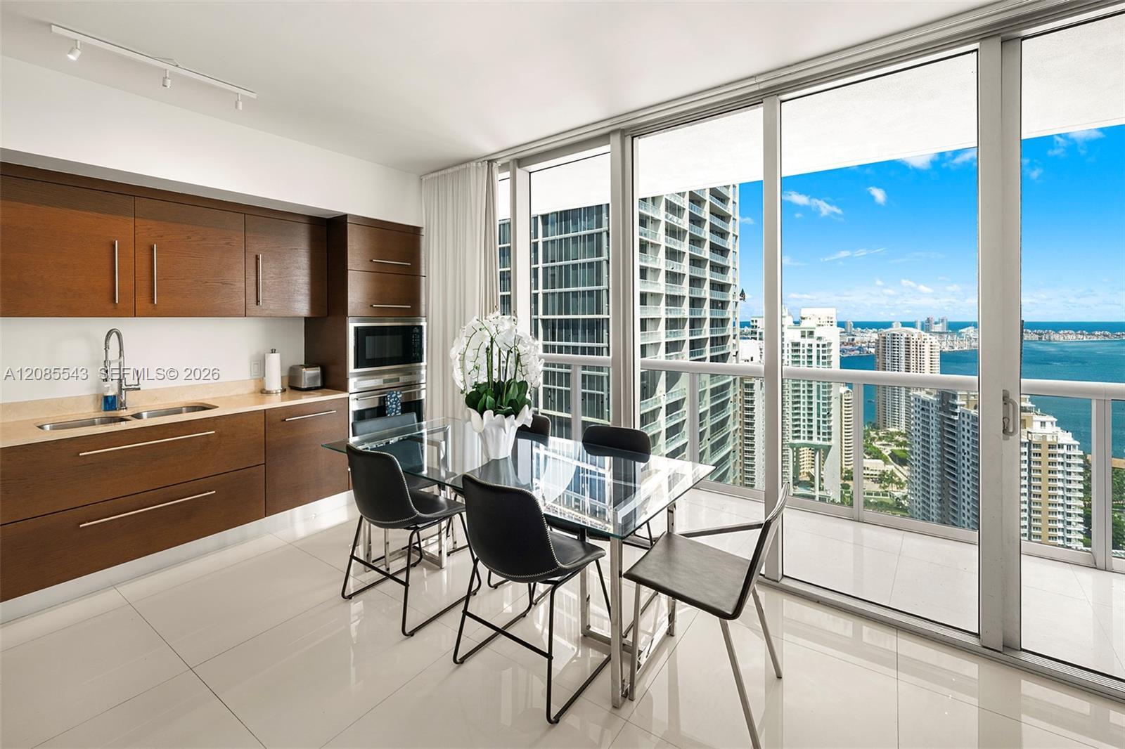 485 Brickell Ave # 4410, Miami FL 33131 photo 5