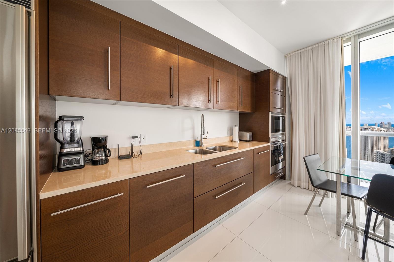 485 Brickell Ave # 4410, Miami FL 33131 photo 4
