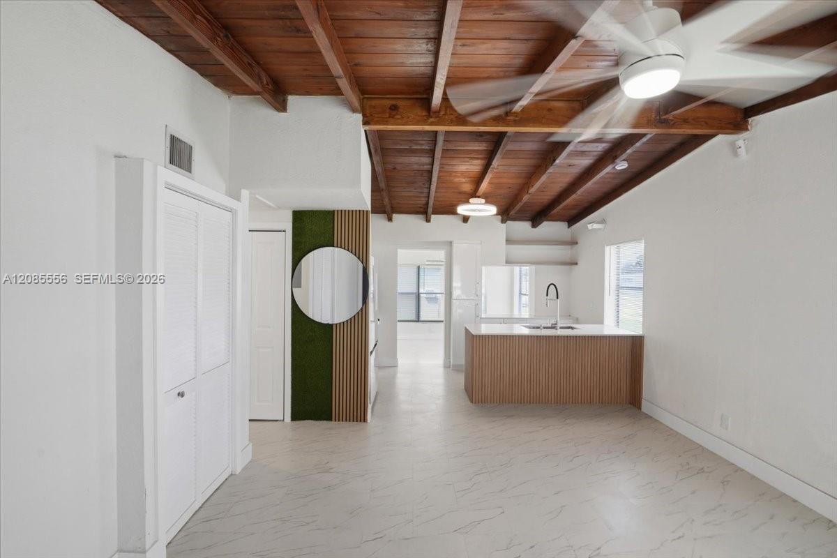1589 NW 4th Ave, Pompano Beach FL 33060 photo 4