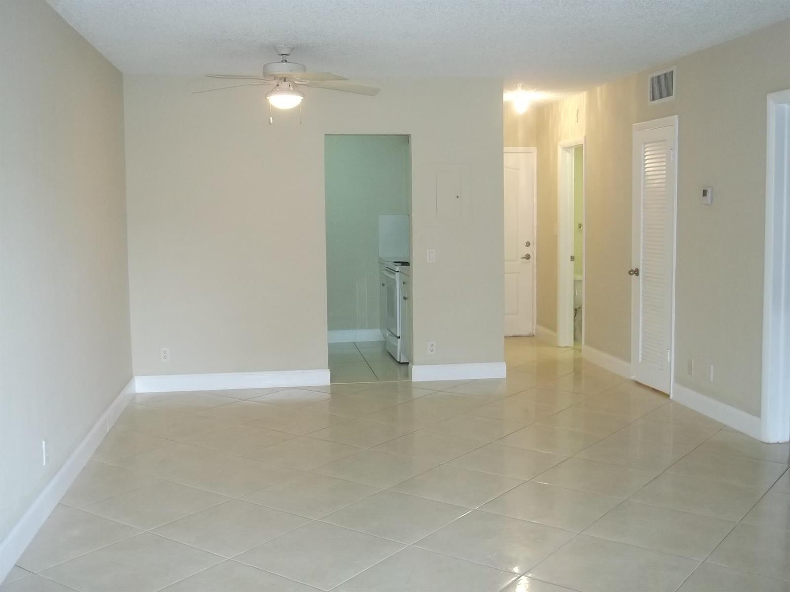 770 SE 2ND Avenue # E205, Deerfield Beach FL 33441 photo 4