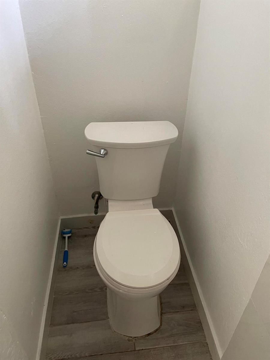 1243 NE 159TH Street, North Miami Beach FL 33162 photo 3