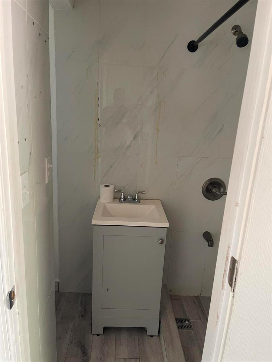 1243 NE 159TH Street, North Miami Beach FL 33162 photo 5