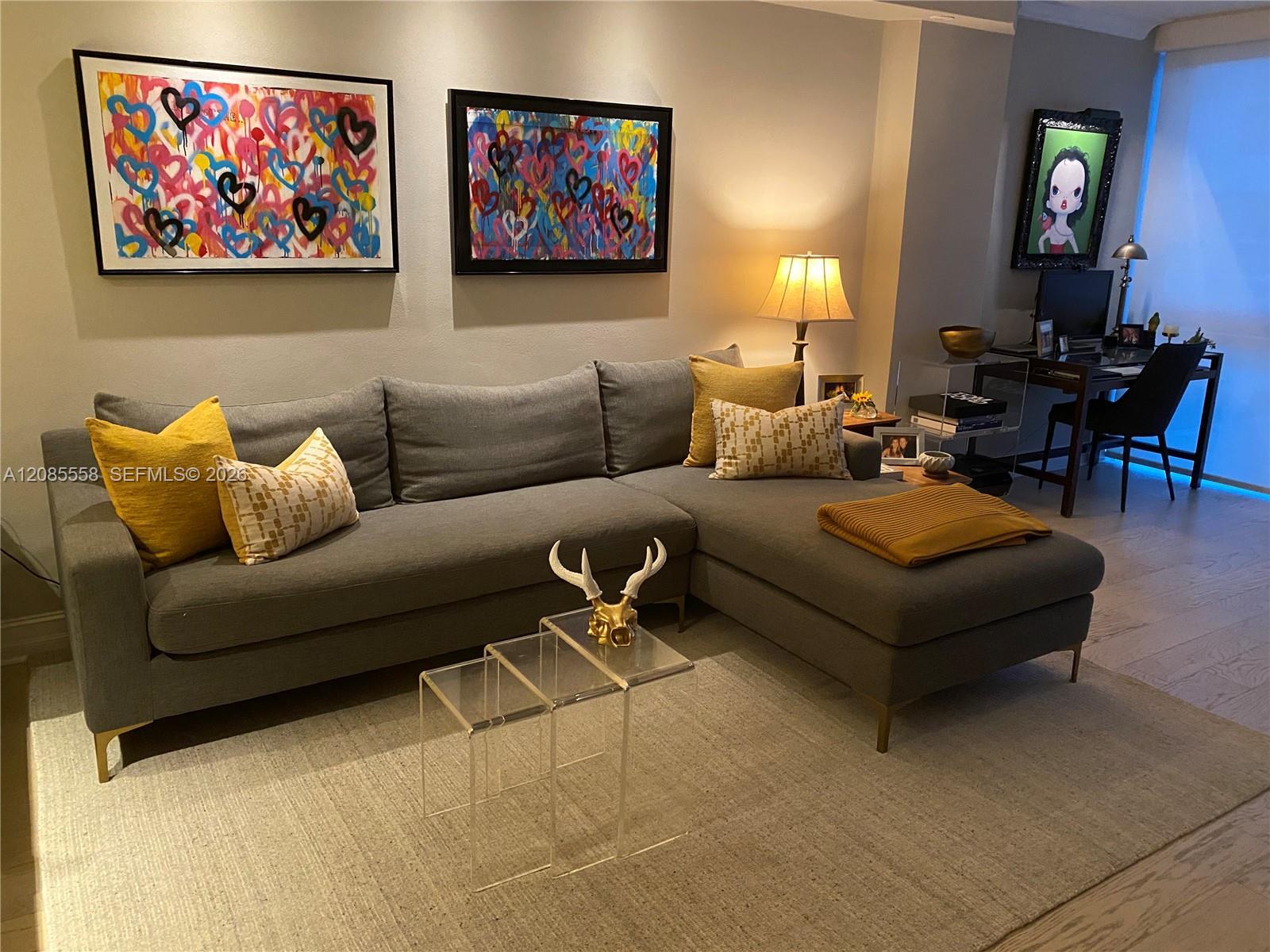 5401 Collins Ave # 210, Miami Beach FL 33140
