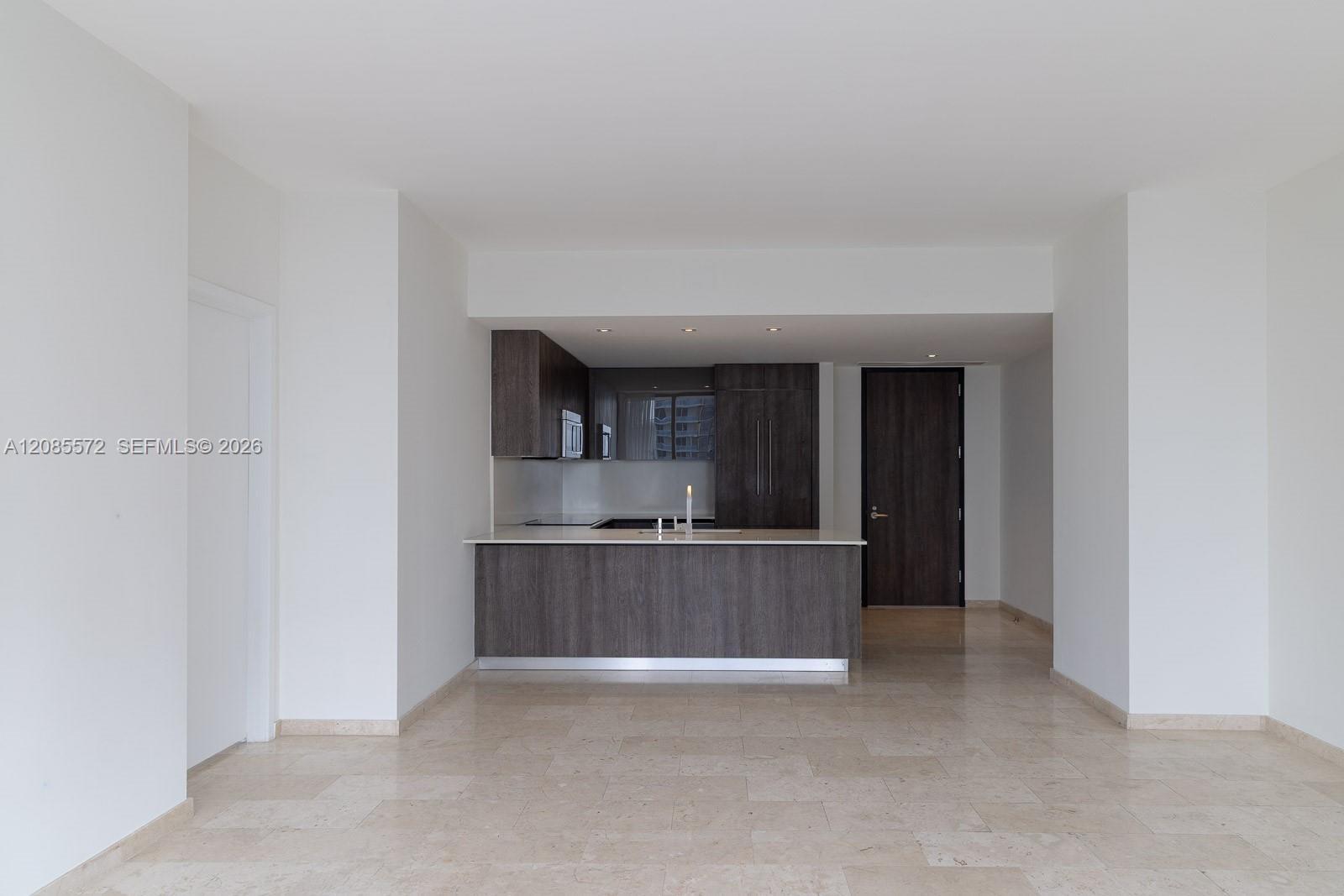 68 SE 6th St # 2404, Miami FL 33131 photo 3