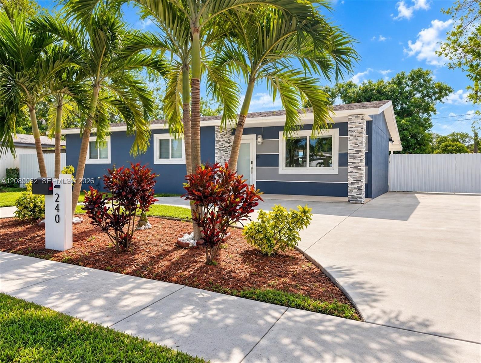 240 N 68th Ave, Hollywood FL 33024