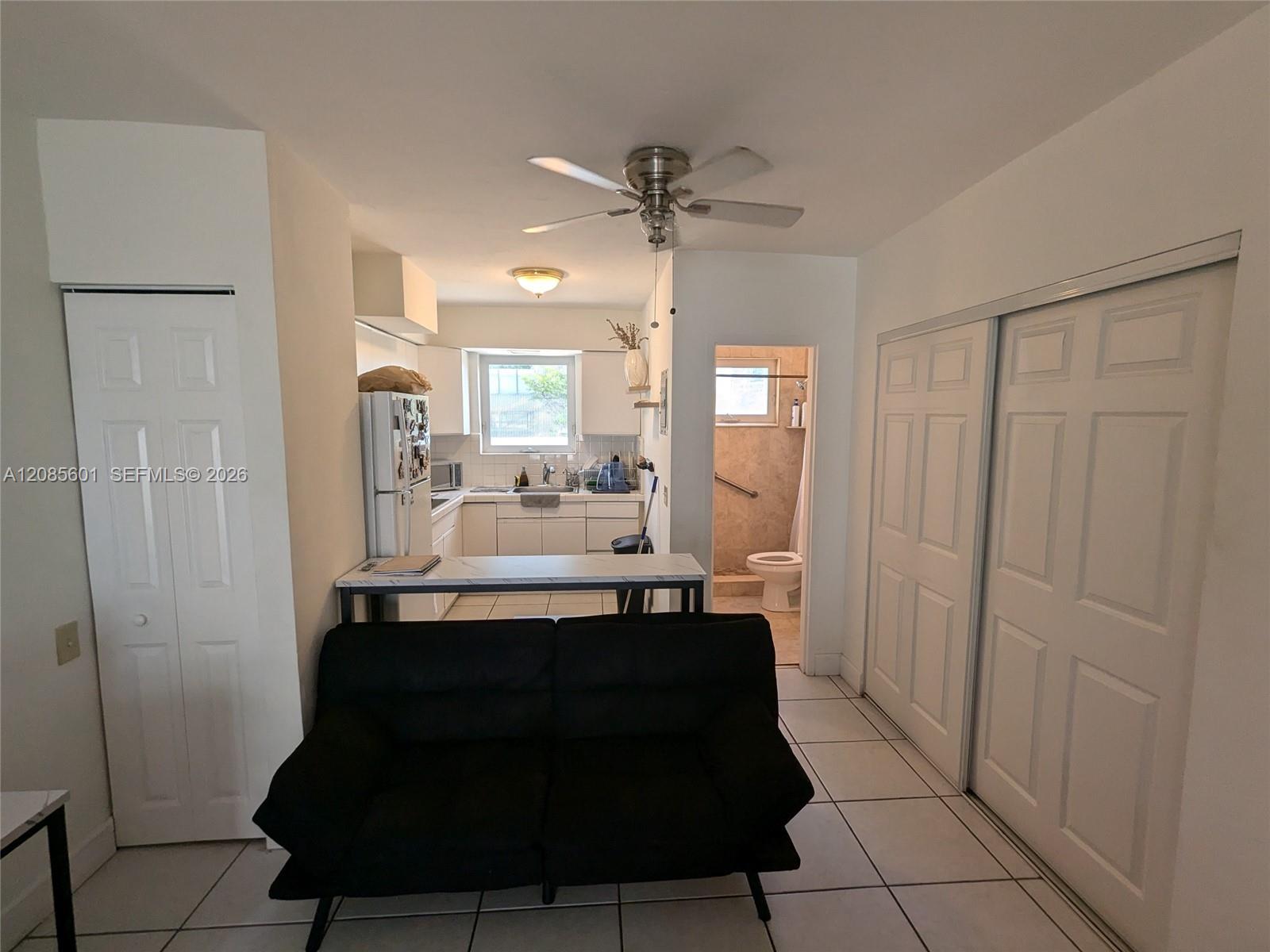158 Ocean Dr # 406, Miami Beach FL 33139 photo 3