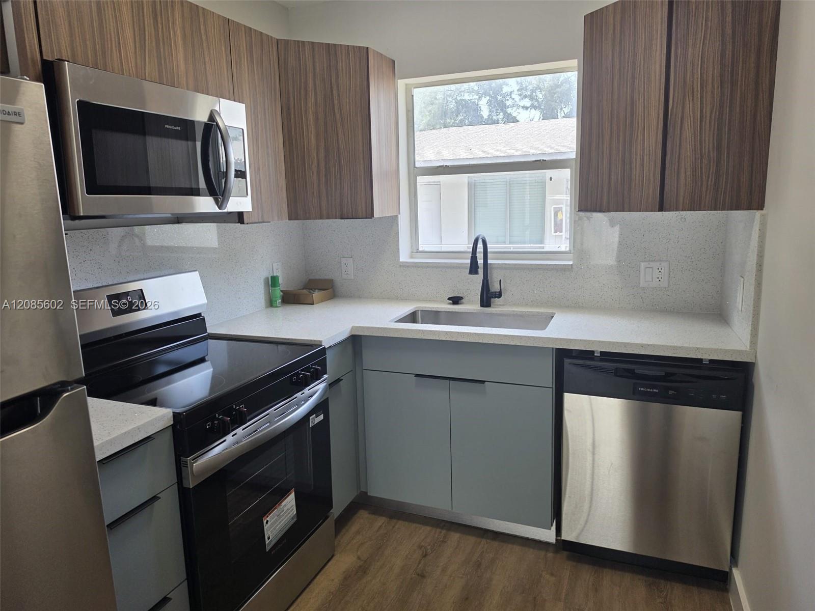 570 NE 63rd St # 3, Miami FL 33138