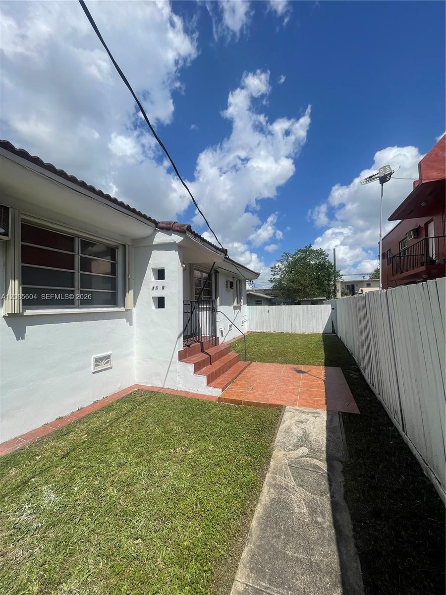 1529 SW 2nd St # 1529, Miami FL 33135 photo 4
