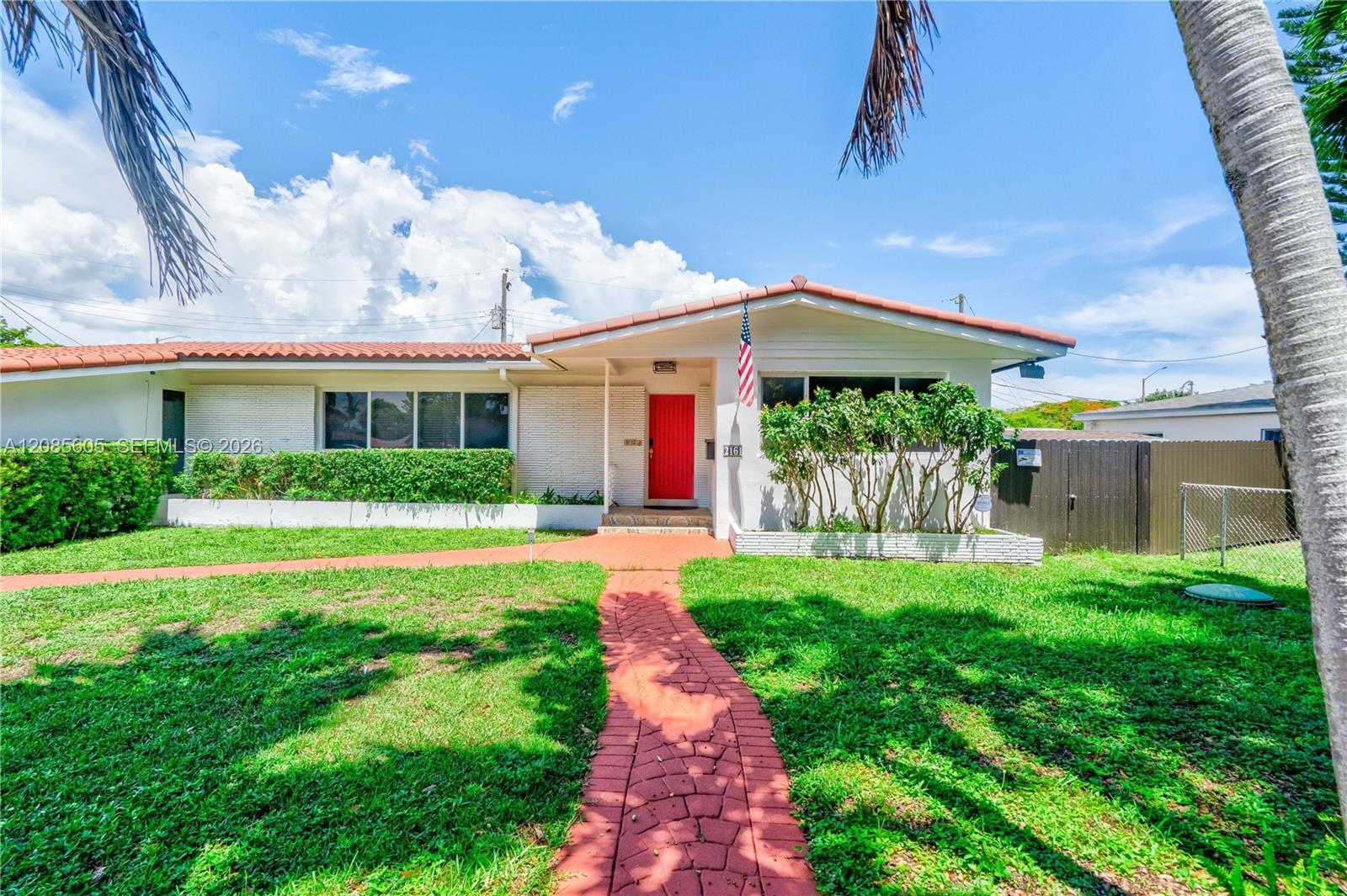 2161 NE 171st St, North Miami Beach FL 33162