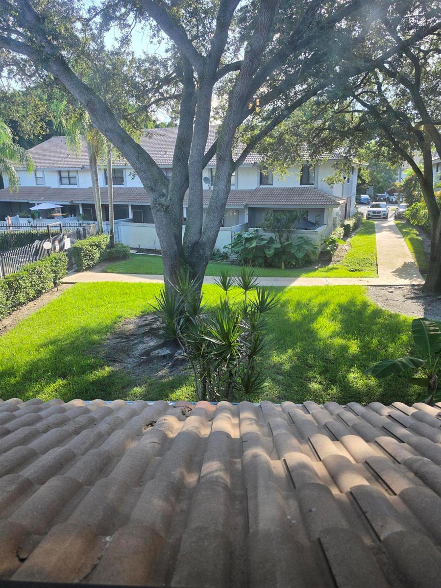9809 RIVERSIDE Drive # 5, Coral Springs FL 33071 photo 3