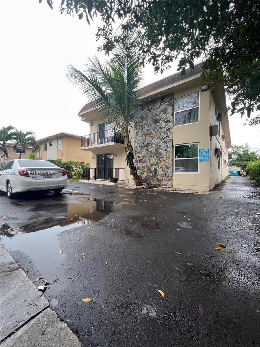 1619 NW 1st St # 4, Miami FL 33125 photo 2