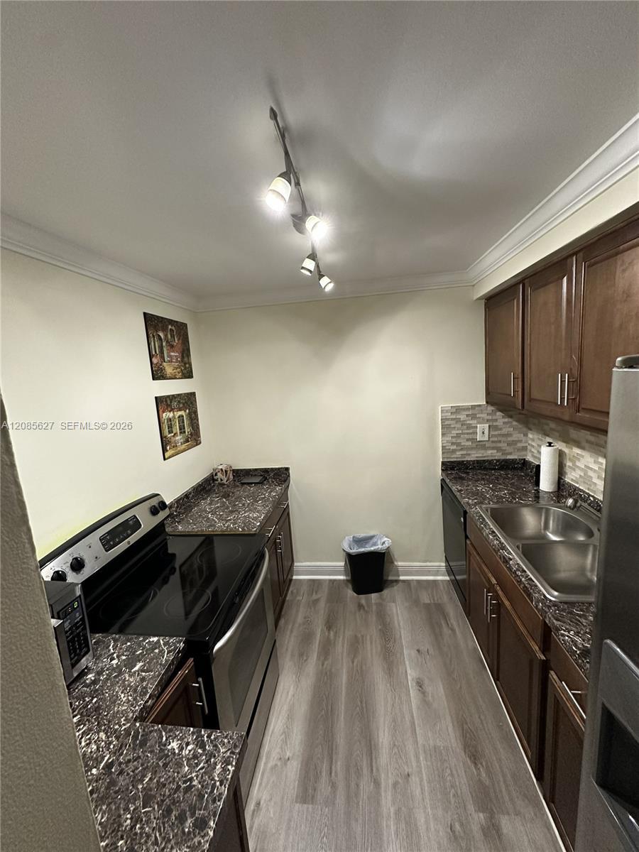 210 172nd St # 426, Sunny Isles Beach FL 33160 photo 4