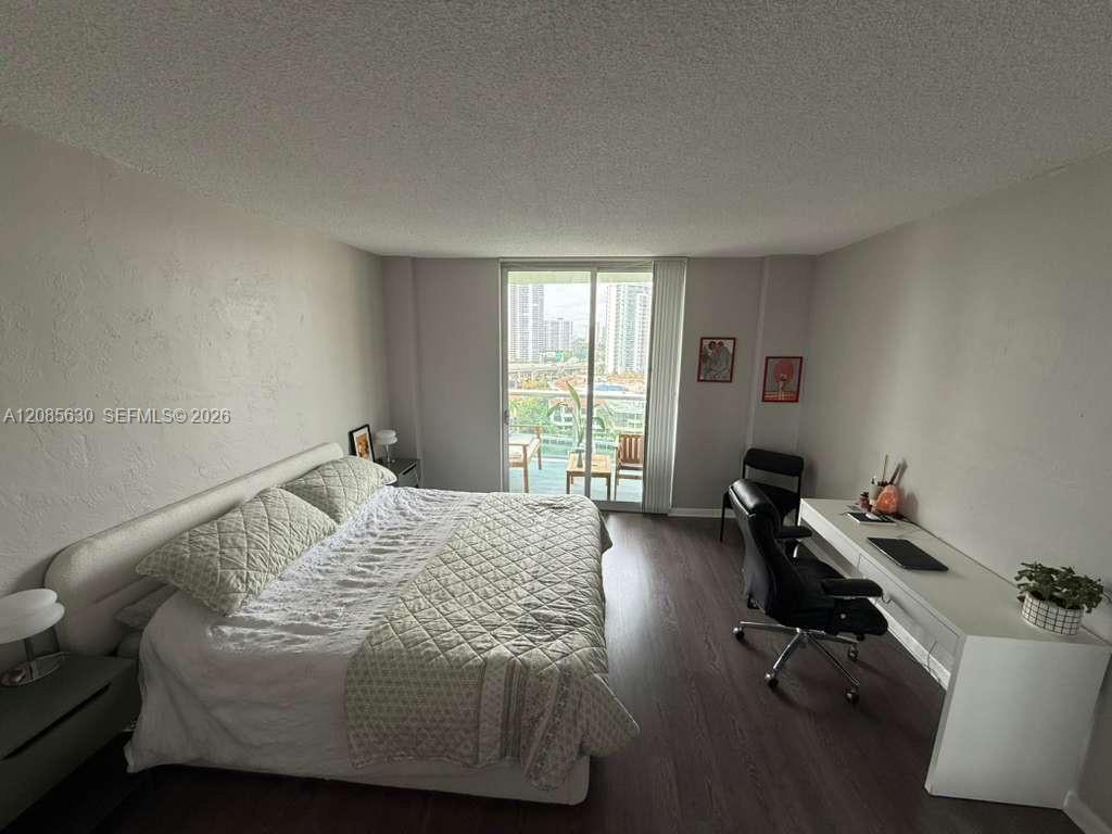 19390 Collins Ave # 1217, Sunny Isles Beach FL 33160 photo 3