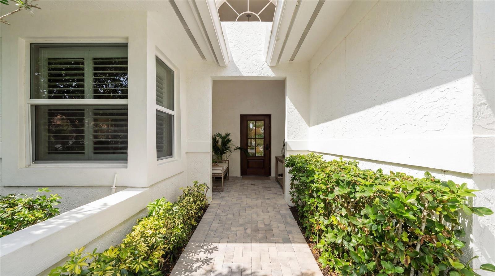 106 TOTEKA Circle, Jupiter FL 33458 photo 3