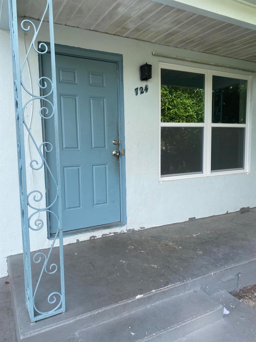 724 S D Street, FL 33460