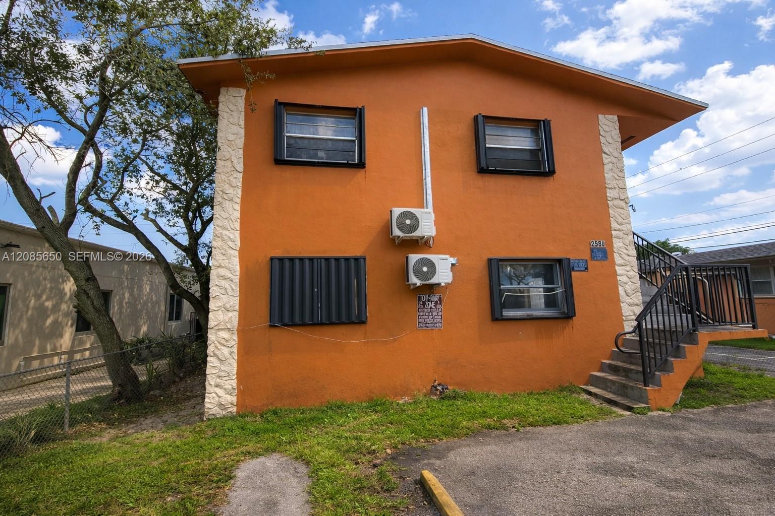 2580 NW 139th St # 1, Opa-Locka FL 33054 photo 5