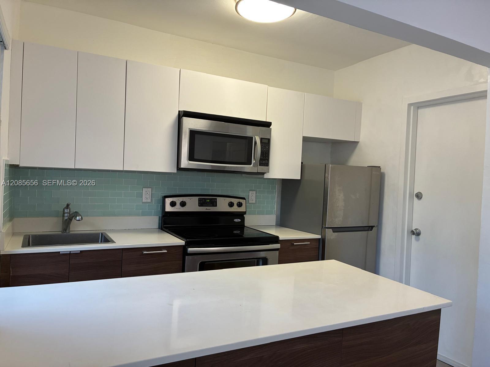 689 NE 92nd St # 11G, Miami Shores FL 33138 photo 4