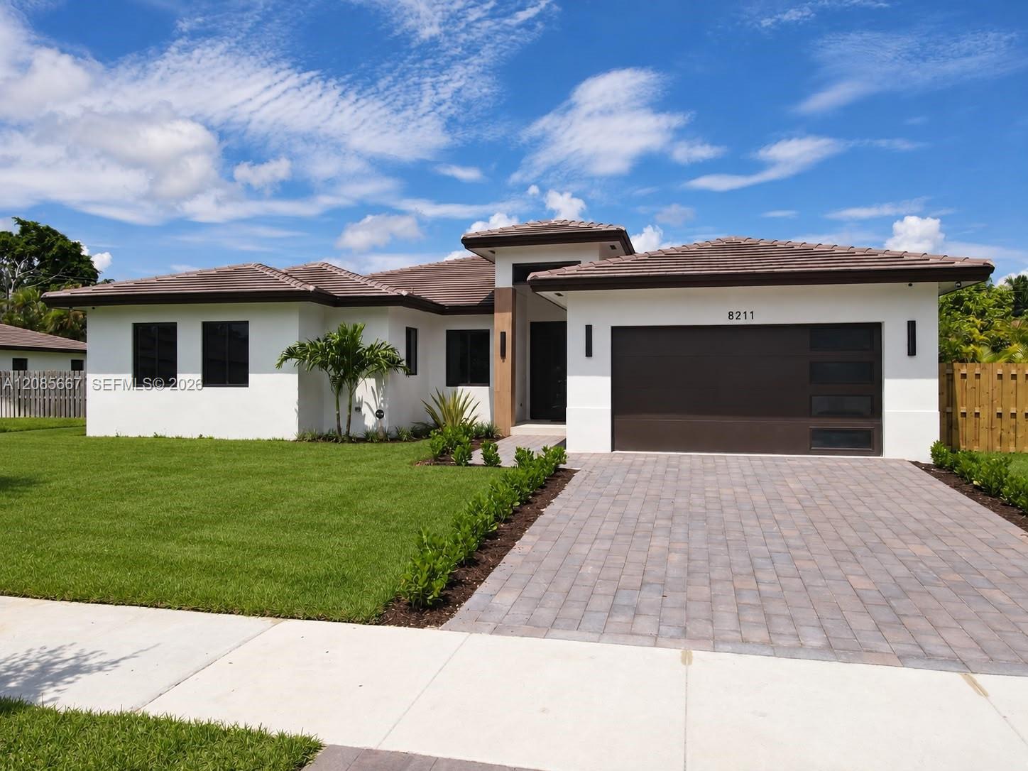 8211 SW 193rd Ter, Cutler Bay FL 33157 photo 2