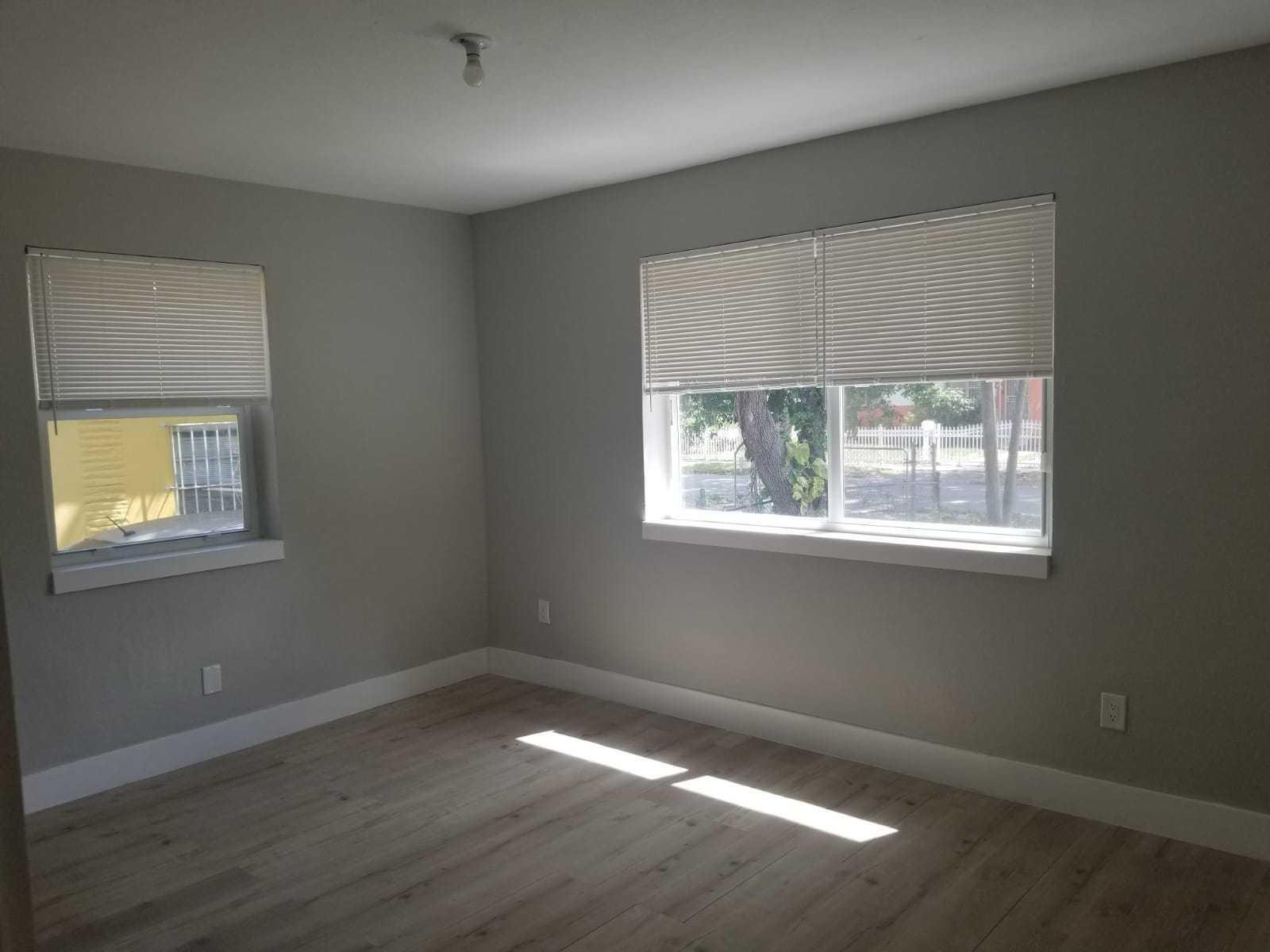 831 NE 156TH Terrace, North Miami Beach FL 33162 photo 2