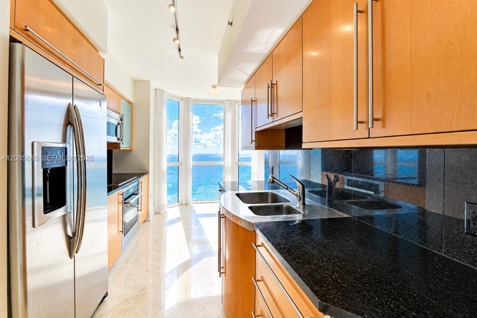 6365 Collins Ave # 3403, Miami Beach FL 33141 photo 5