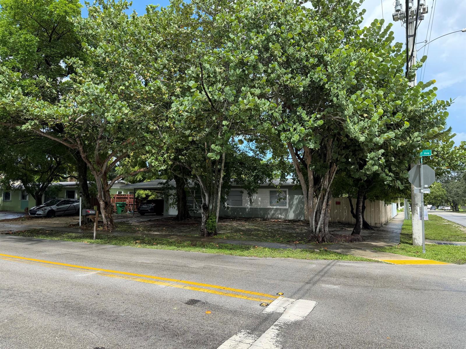 3820 SW 61ST Avenue, Davie FL 33314 photo 3