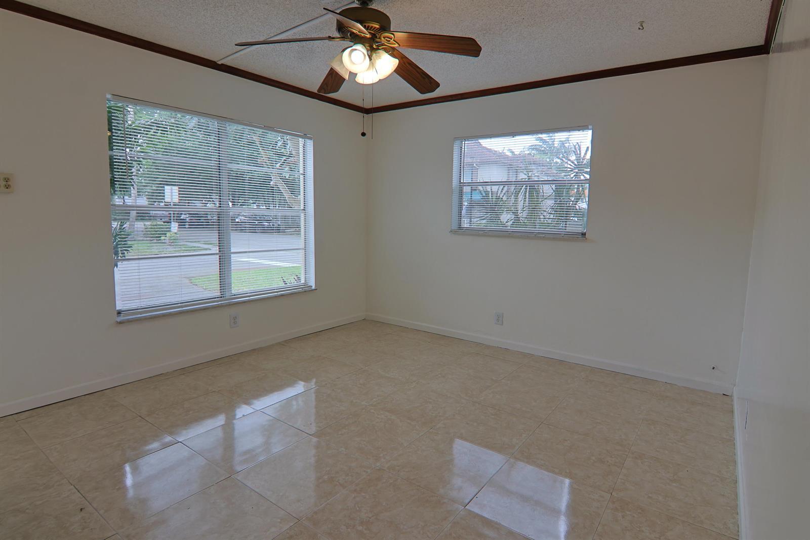 6636 SW 41st Street, Davie FL 33314 photo 4