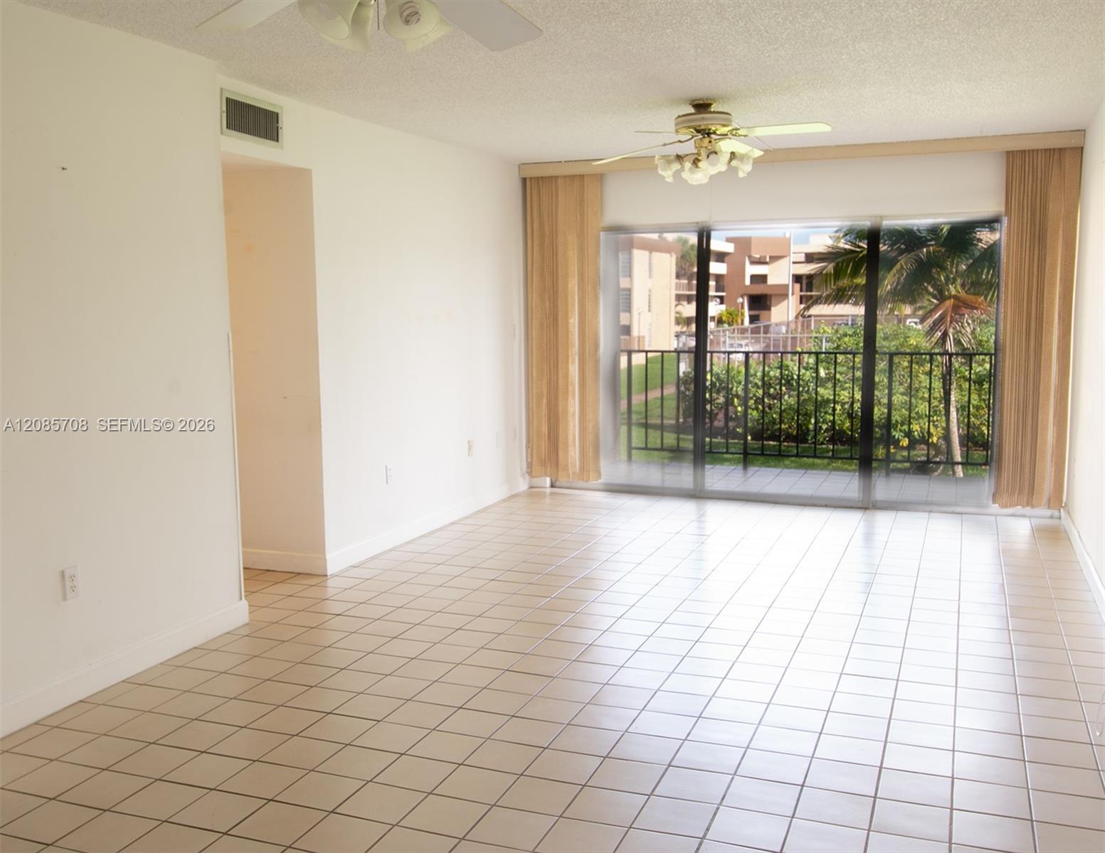 506 NW 87th Ave # 212, Miami FL 33172 photo 2