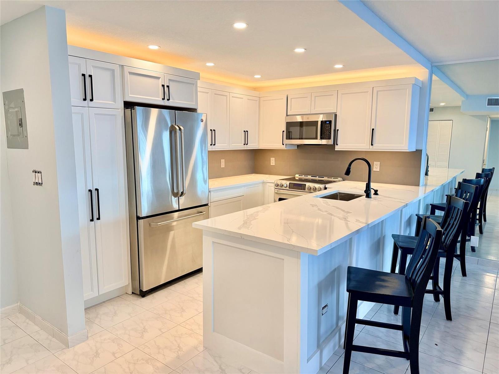 800 SE 20TH Avenue # 203, Deerfield Beach FL 33441