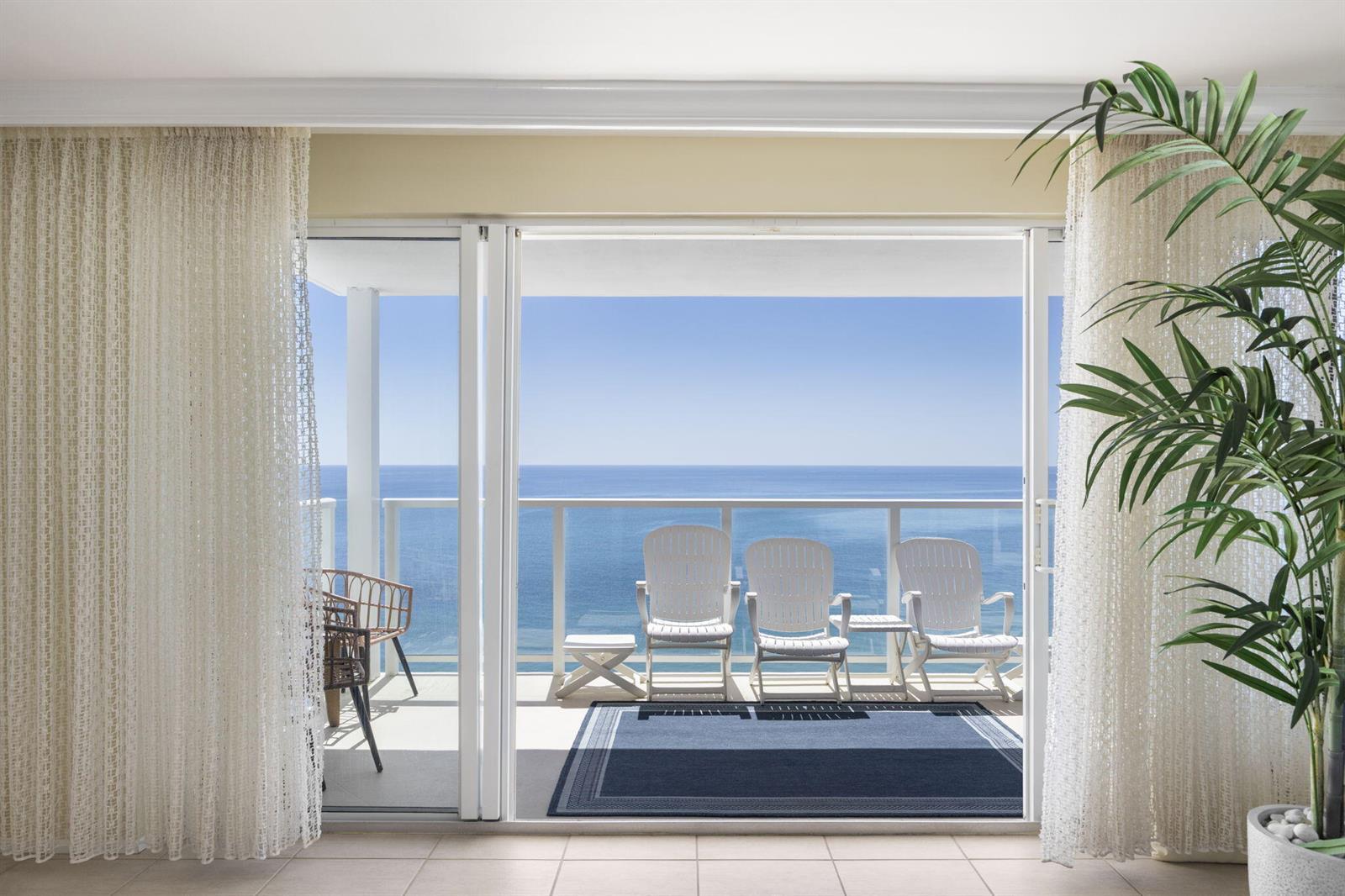 3900 N Ocean Drive # 11H, Lauderdale By The Sea FL 33308