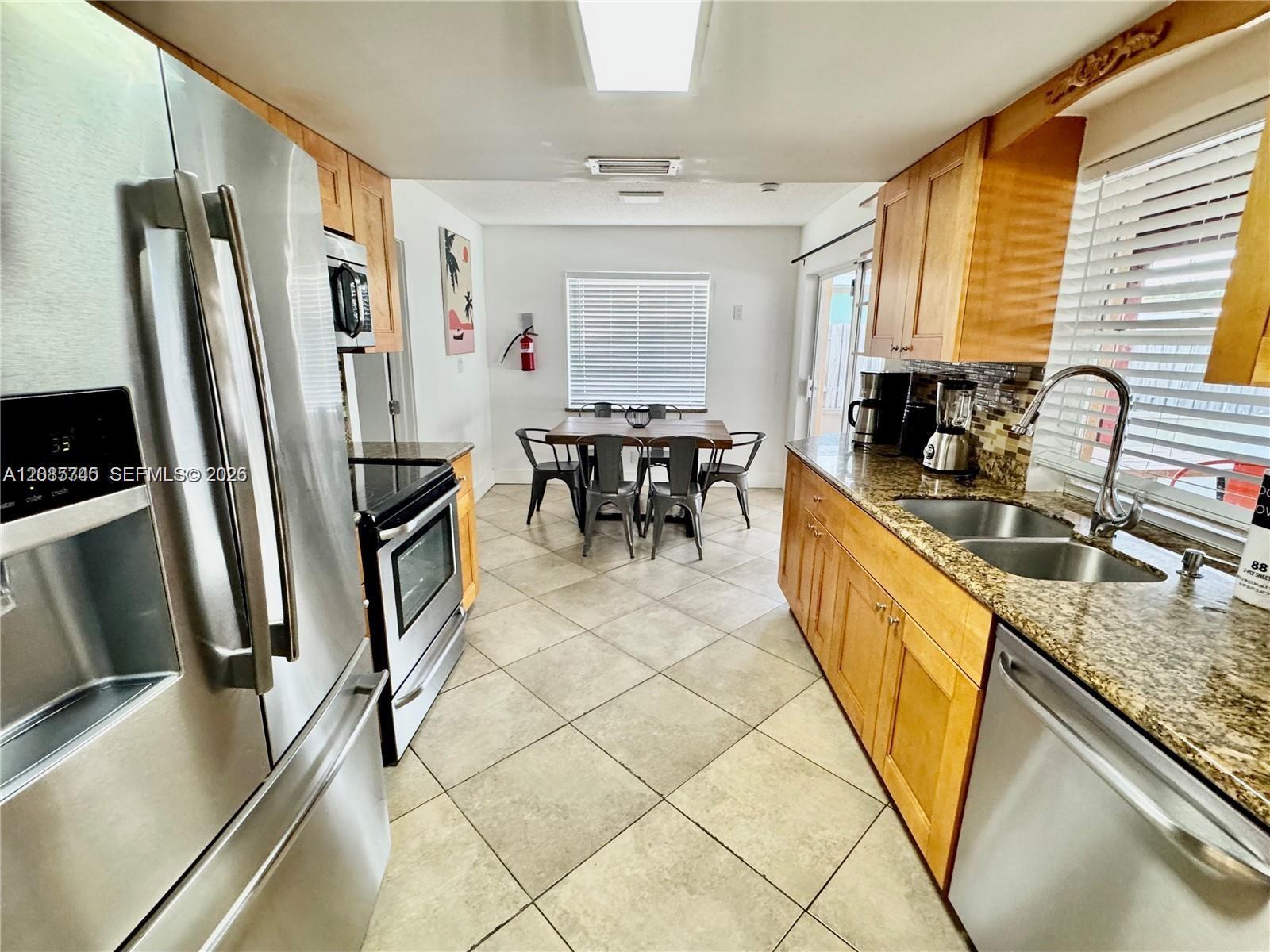 6481 Kimberly Blvd, North Lauderdale FL 33068 photo 3