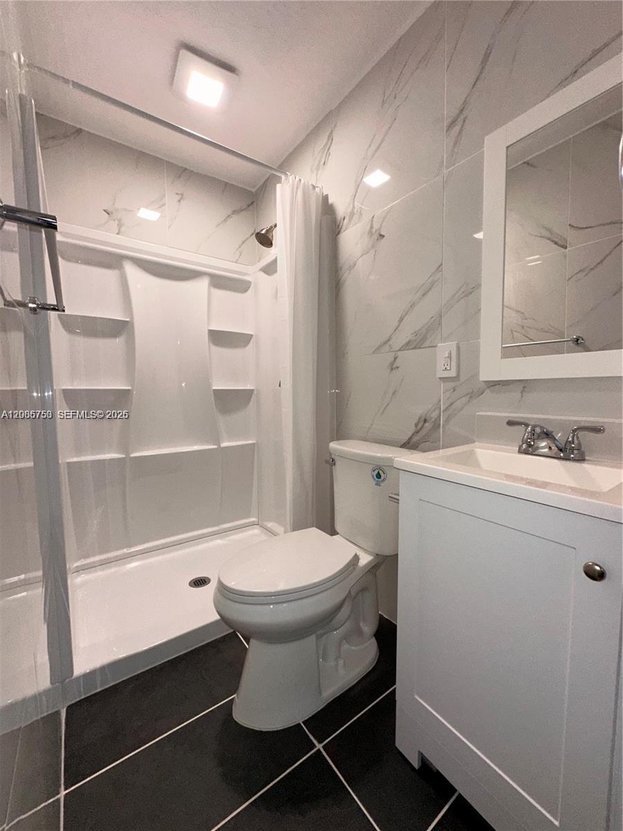 4441 NW 60th St # 4441, North Lauderdale FL 33319 photo 2