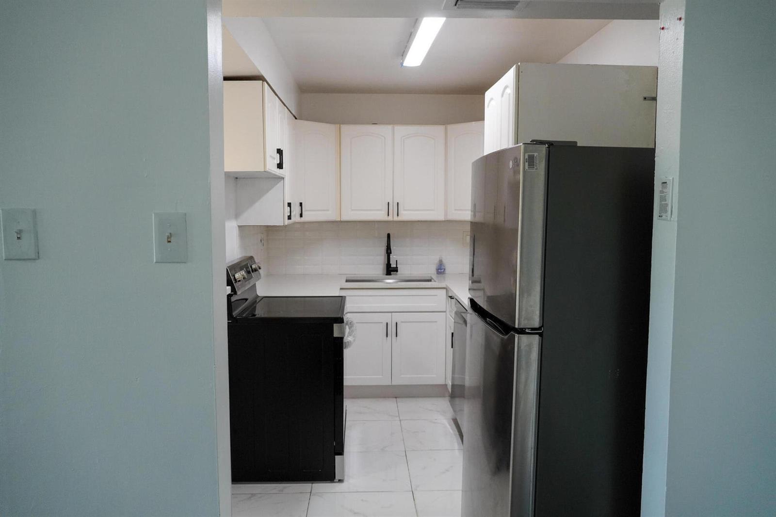 3720 N PINE ISLAND Road N # 334, Sunrise FL 33351 photo 4