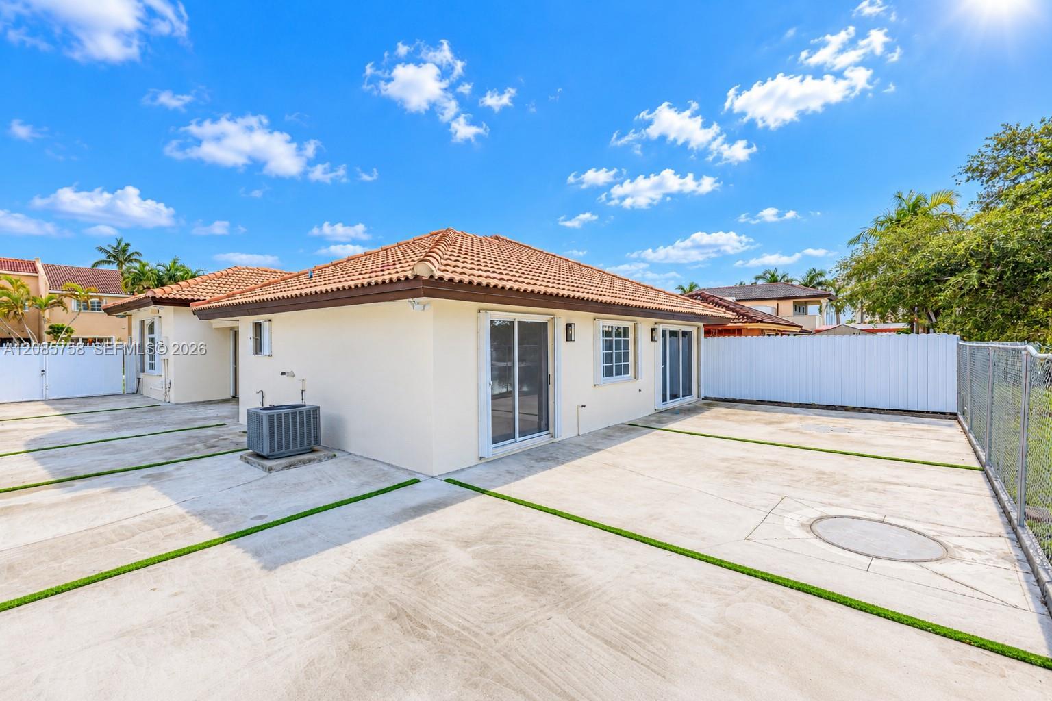 15351 SW 36th St, Miami FL 33185 photo 4