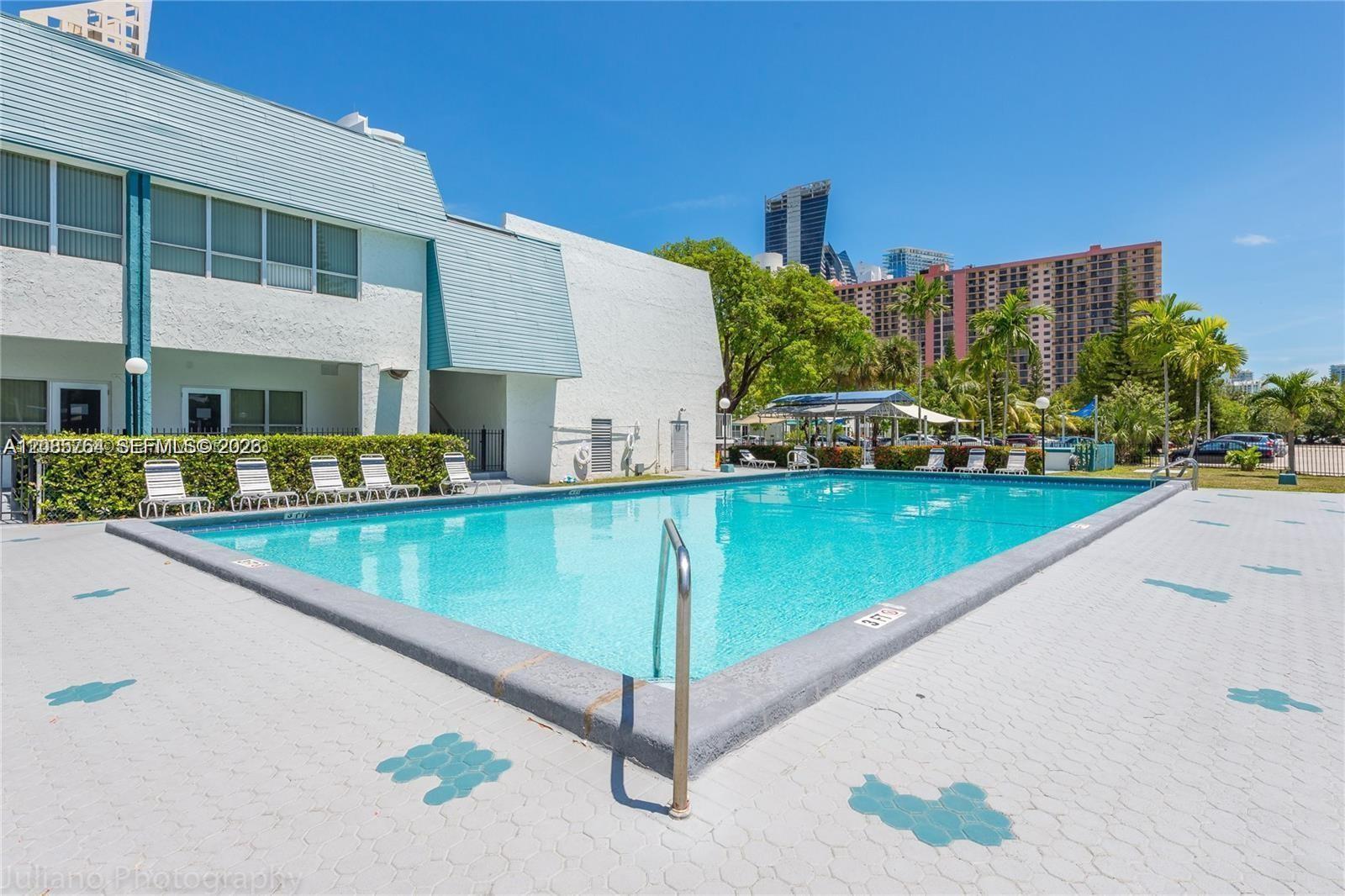 17570 Atlantic Blvd # 118, Sunny Isles Beach FL 33160 photo 2