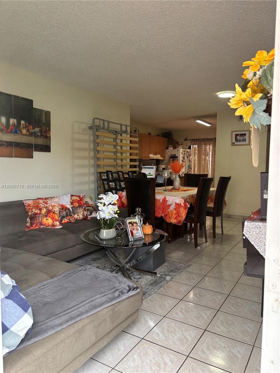 7861 W 29th Way # 101, Hialeah FL 33018 photo 2