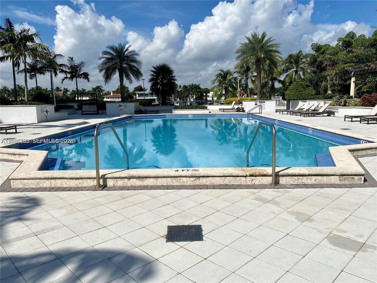 5600 E Collins Ave # 5B, Miami Beach FL 33140 photo 4