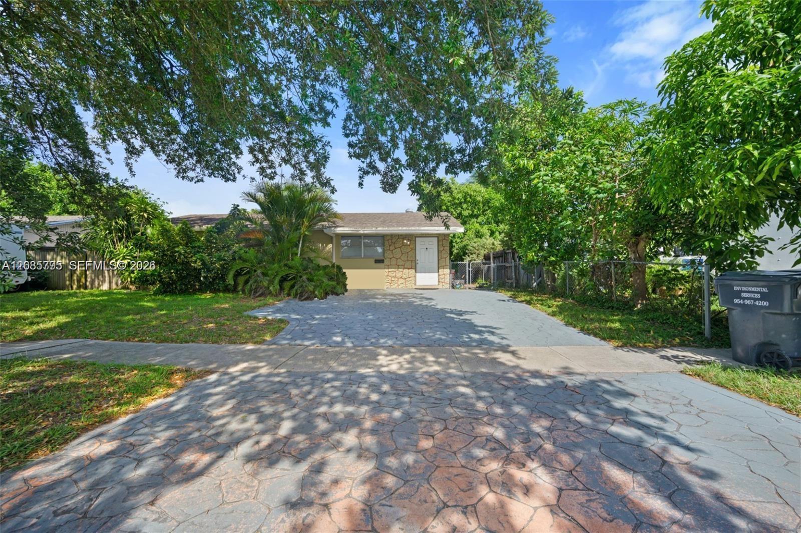 3530 N 65th Ave, Hollywood FL 33024 photo 2