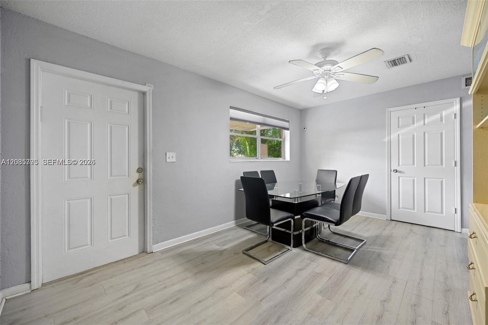 3530 N 65th Ave, Hollywood FL 33024 photo 3