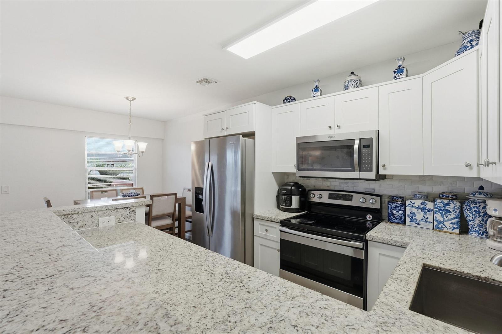 209 Brighton E, Boca Raton FL 33434 photo 5