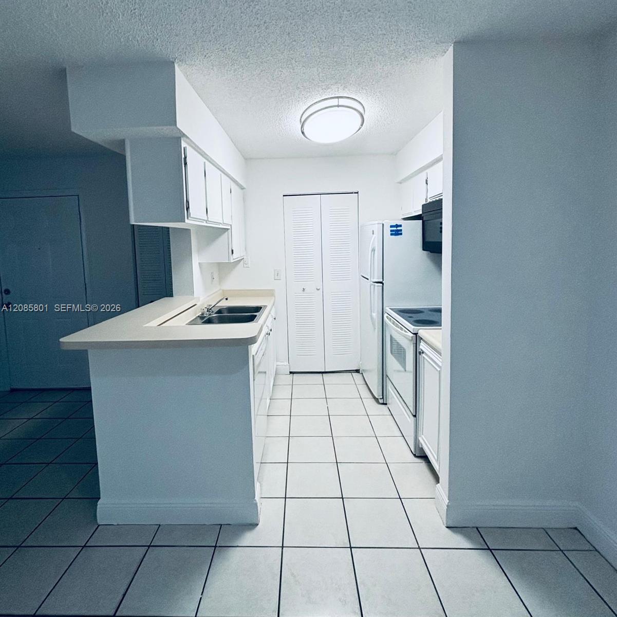 1237 SW 46th Ave # 811, Pompano Beach FL 33069 photo 4