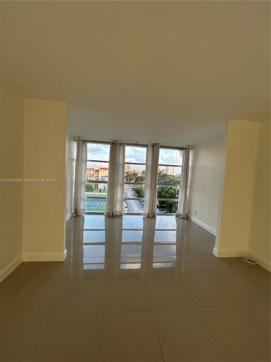 2001 Atlantic Shores Blvd # 516, Hallandale Beach FL 33009 photo 3
