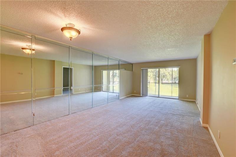 8735 RAMBLEWOOD Drive # 212, Coral Springs FL 33071 photo 4