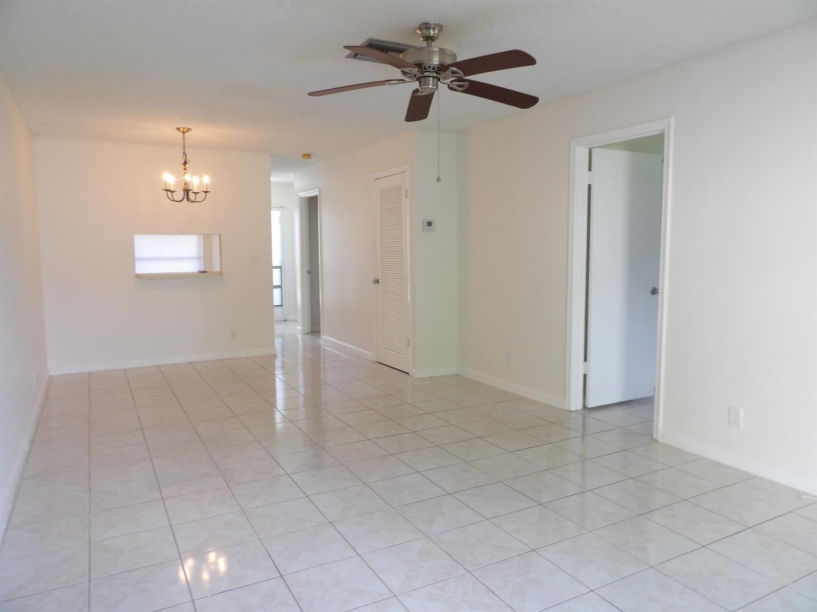 5445 Glenda Street, West Palm Beach FL 33417 photo 4