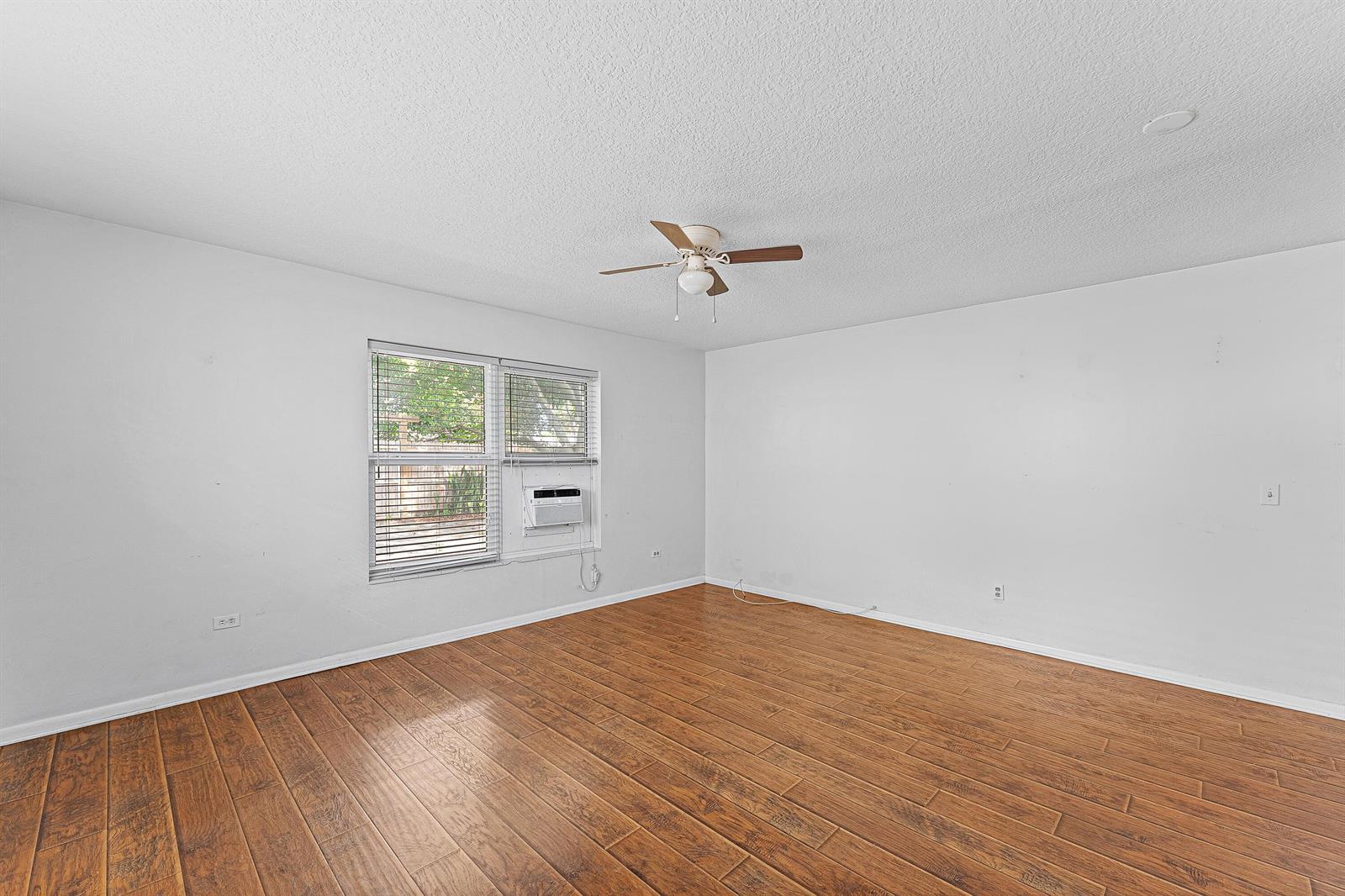 515 N K Street Unit 2, FL 33460 photo 4